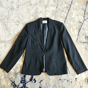 Embelisshed blazer size 14